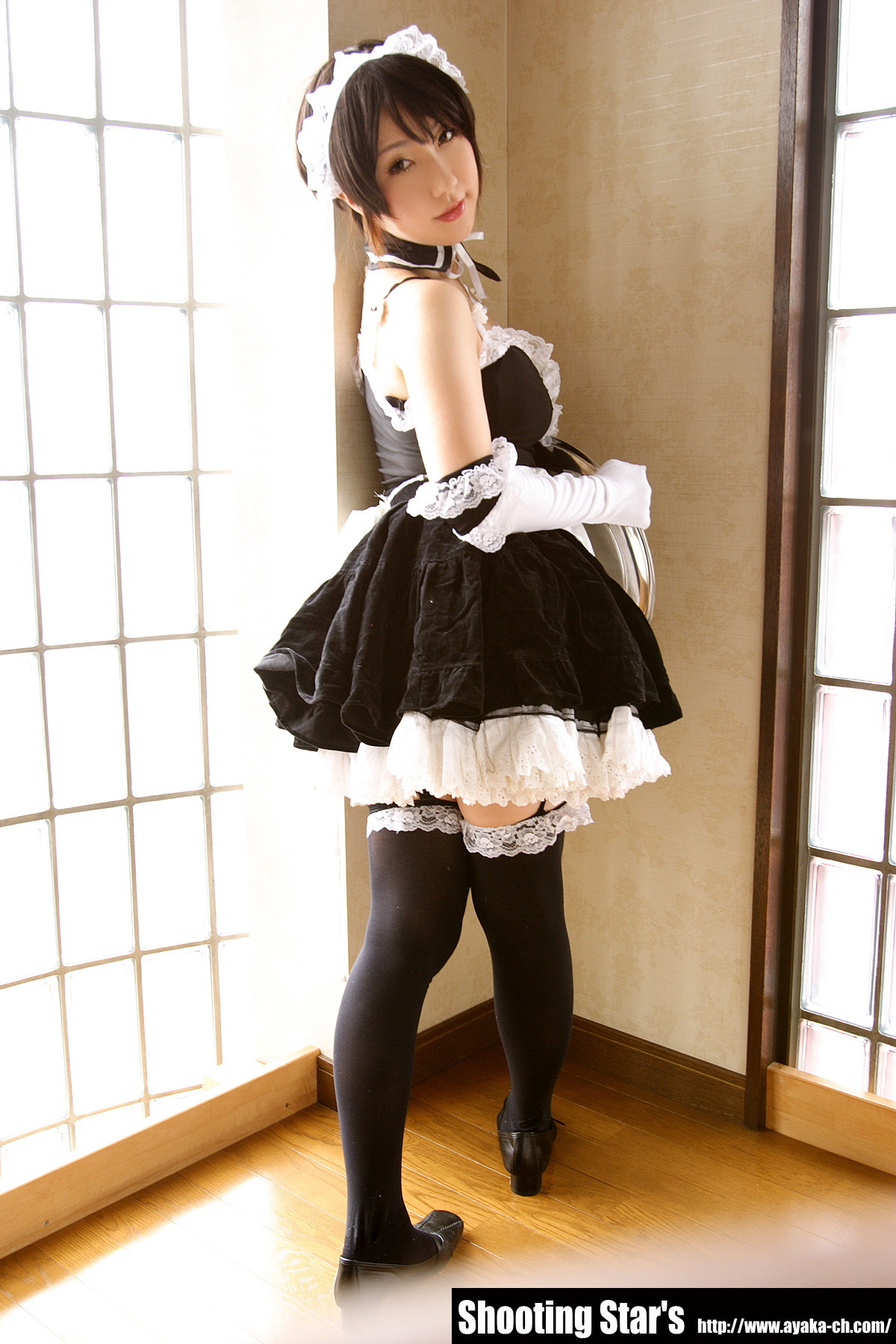 [Cosplay]  Sexy Maid with big boobs 2